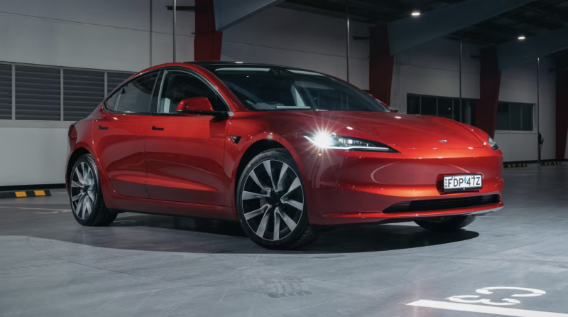 新款特斯拉Model 3高性能版新消息曝光 或2024年上半年发布插图