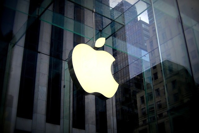 iPhone卖不动了？苹果计划明年推出可折叠iPhoneiPad插图
