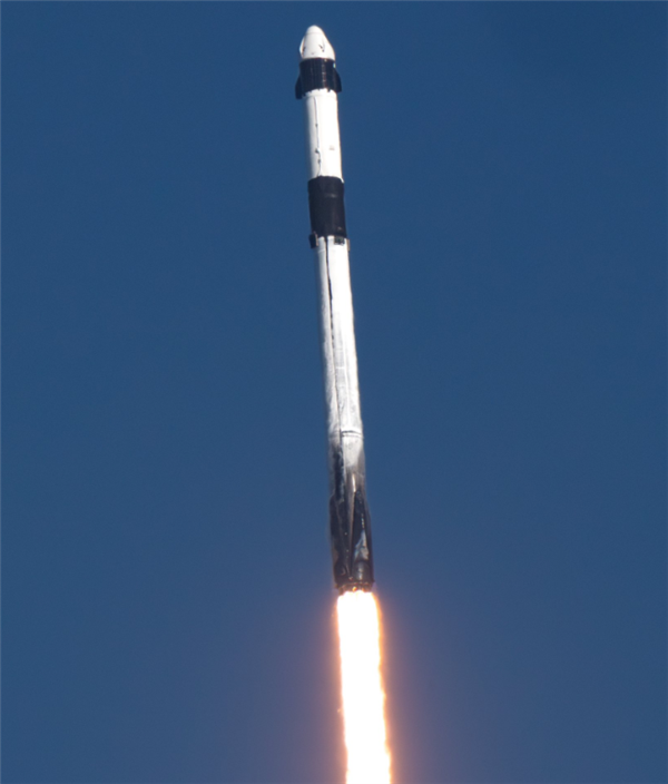 6手猎鹰9号火箭成功发射4手龙飞船：载货超过2.7吨插图8