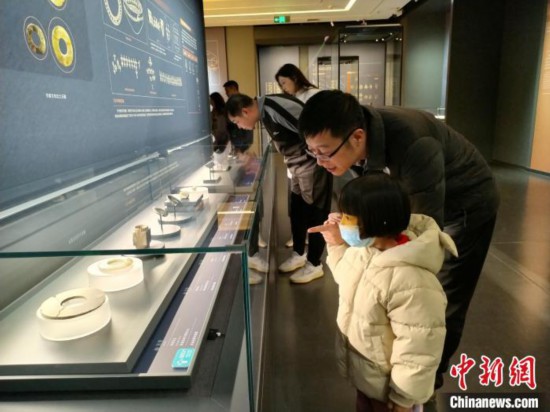 青海省博物馆推出AR研学教育活动 让文物“活”起来插图