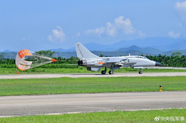 南部战区空军航空兵训练高清壁纸插图2