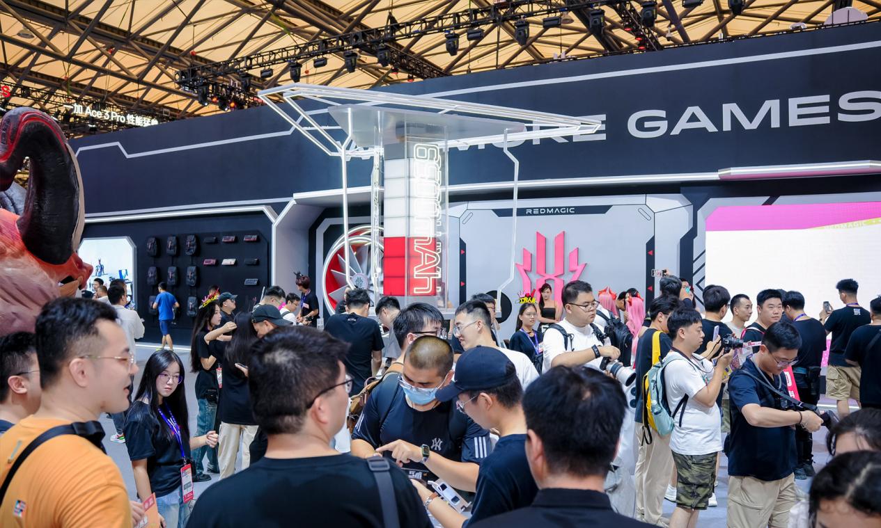 燃爆2024 ChinaJoy 红魔全面展示电竞装备阵容插图12