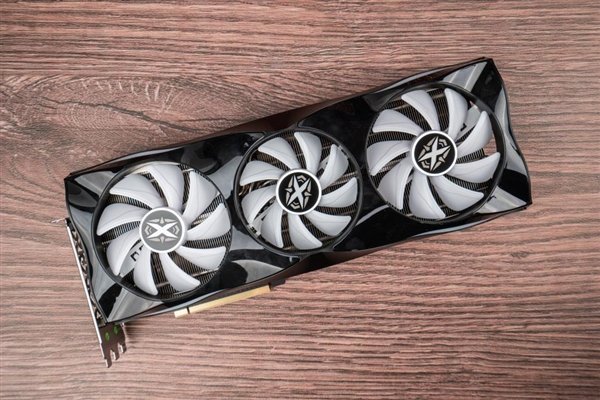 涨价前兆 曝NVIDIA大幅削减GPU供应量！RTX 4070以上更加紧缺插图