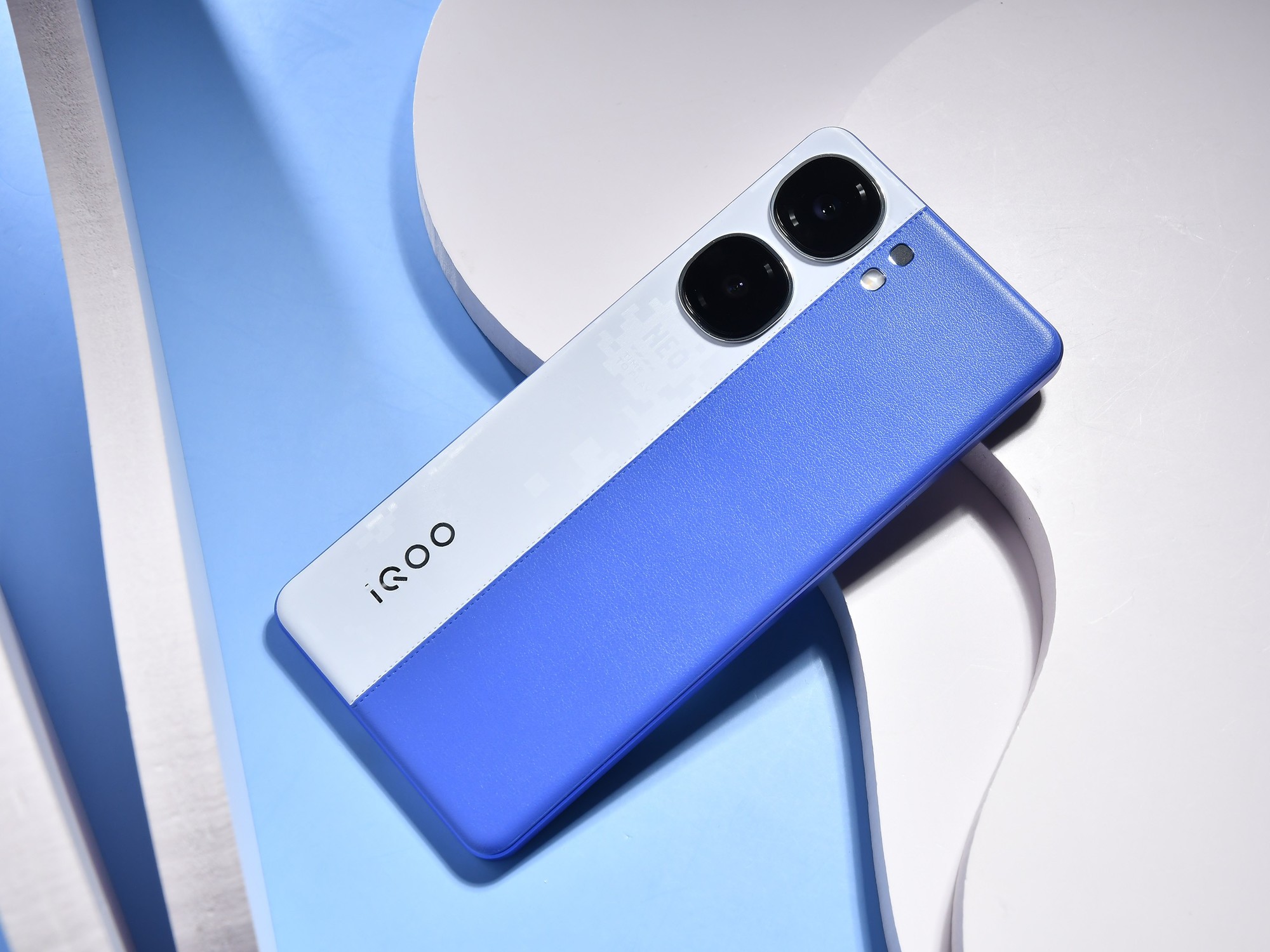 iQOO Neo9S Pro+正式开售：轻薄性能长续航，2899元起售插图4