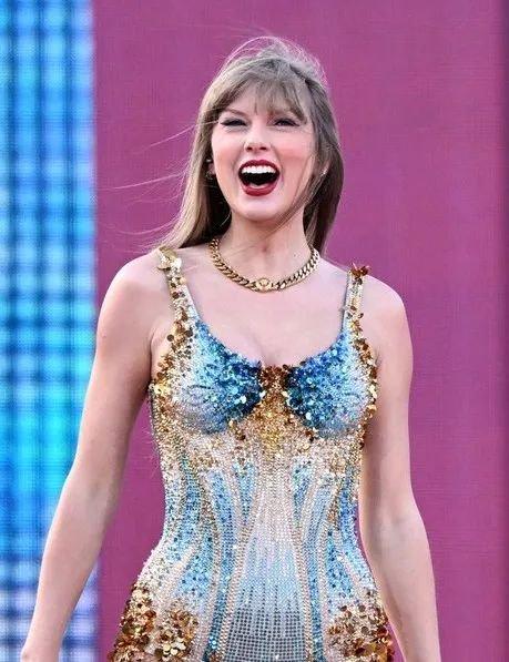 Taylor Swift消失的“小缺牙”，明星都在做的牙齿贴面有多神？插图4