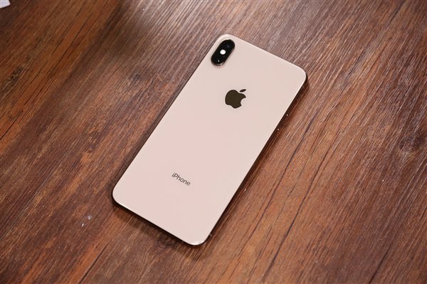 网友盘点近些年的钉子户iPhone：iPhone 6s系列在列插图