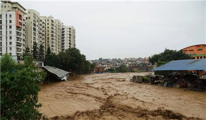 尼泊尔多地持续降雨引发多种灾害 已致170人死亡插图