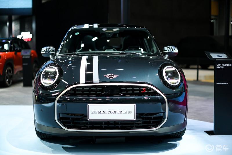 全新MINI COOPER燃油版家族上市 限时礼遇价20.88万起插图3