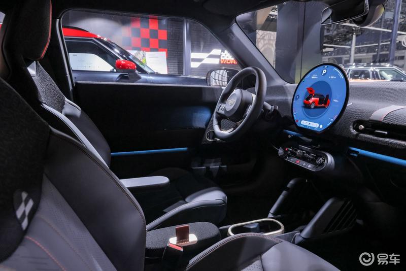 全新MINI COOPER燃油版家族上市 限时礼遇价20.88万起插图5