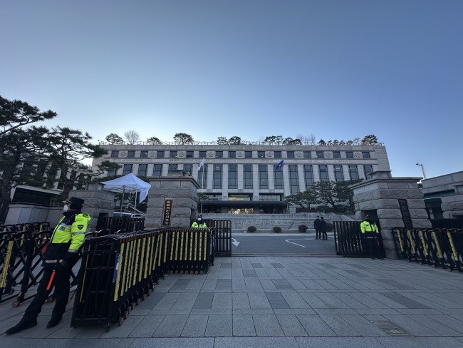 韩国宪法法院开庭审理尹锡悦弹劾案插图